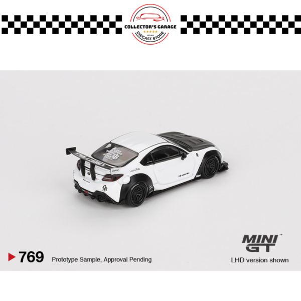 MINI GT 1/64 #769 TOYOTA GR86 LB★NATION WHITE RHD