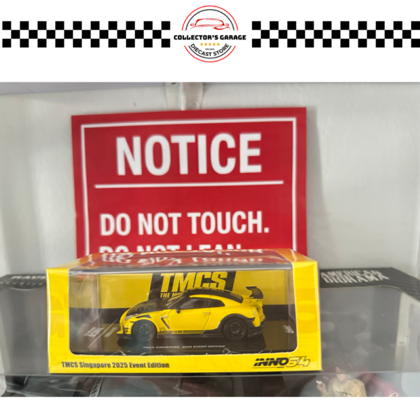 INNO64 1/64 GT-R (R35) TMCS SINGAPORE 2025